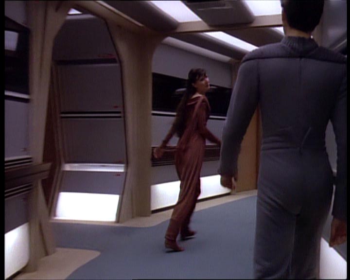 Star Trek Bilder - The Next Generation - Die Thronfolgerin
