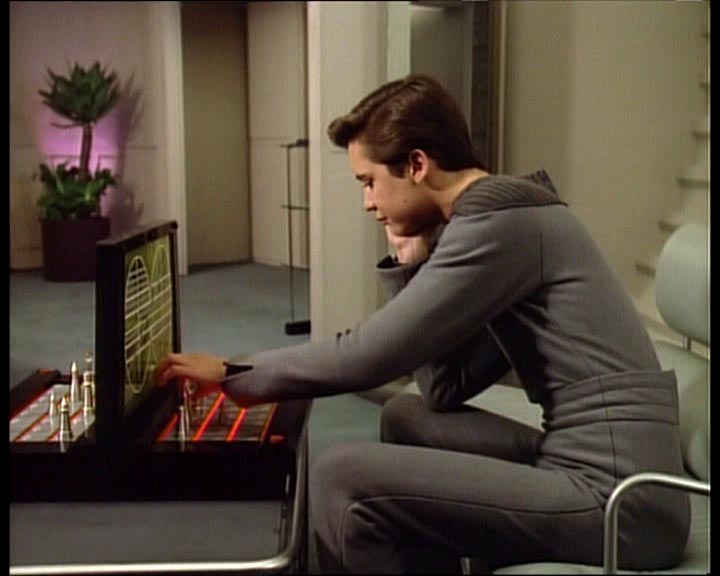 Star Trek Bilder - The Next Generation - Die Thronfolgerin