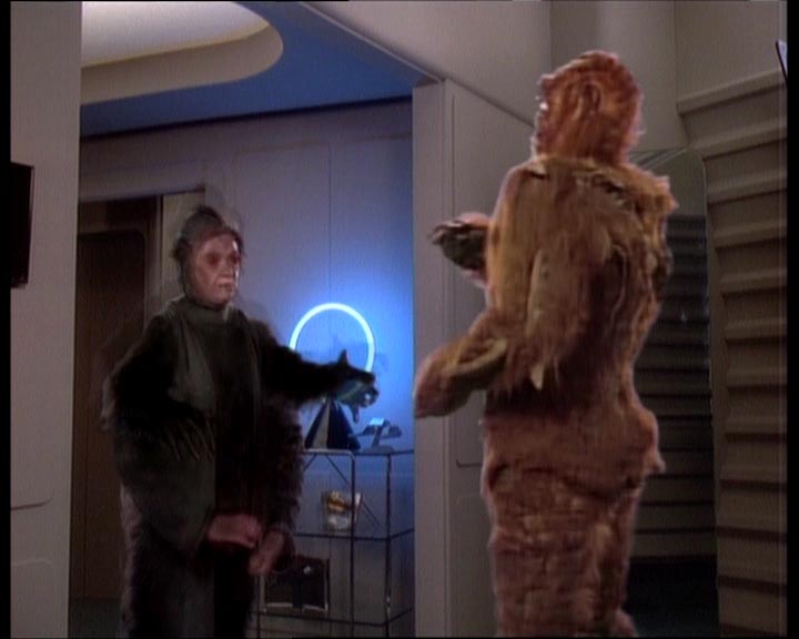Star Trek Bilder - The Next Generation - Die Thronfolgerin