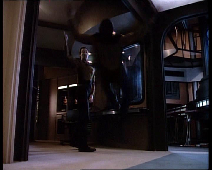 Star Trek Bilder - The Next Generation - Die Iconia-Sonden