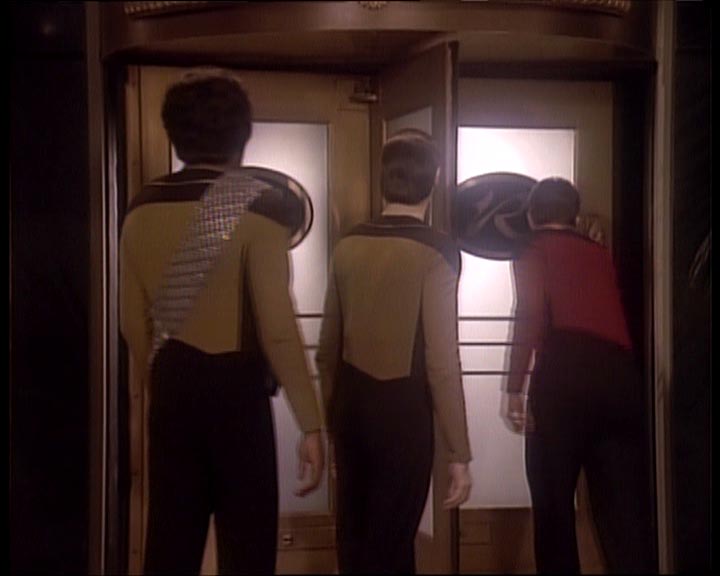 Star Trek Bilder - The Next Generation - Hotel Royale