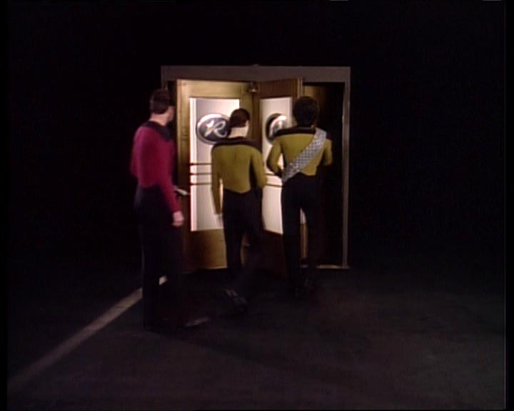 Star Trek Bilder - The Next Generation - Hotel Royale