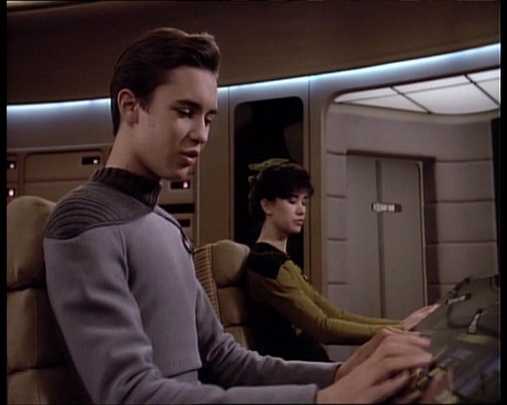 Star Trek Bilder - The Next Generation - Hotel Royale
