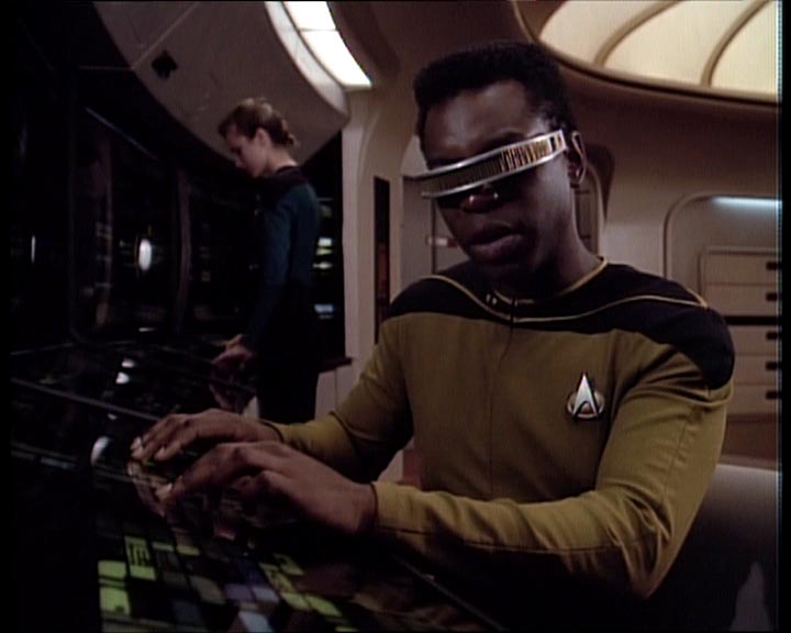 Star Trek Bilder - The Next Generation - Hotel Royale