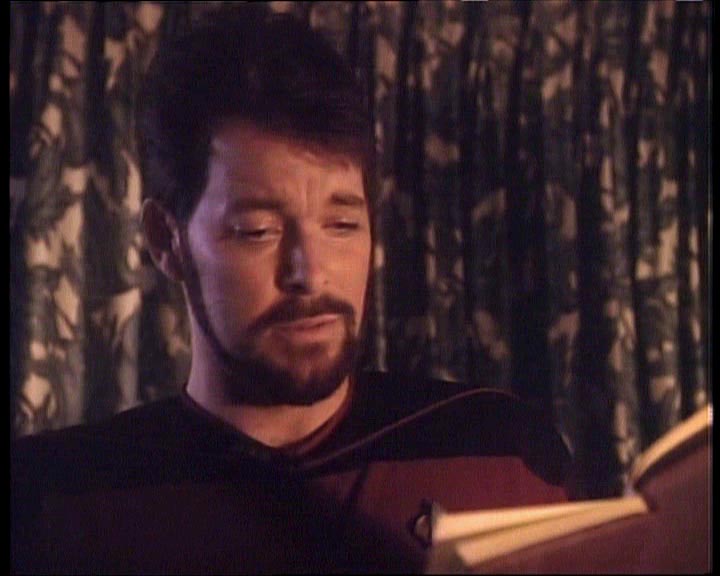 Star Trek Bilder - The Next Generation - Hotel Royale