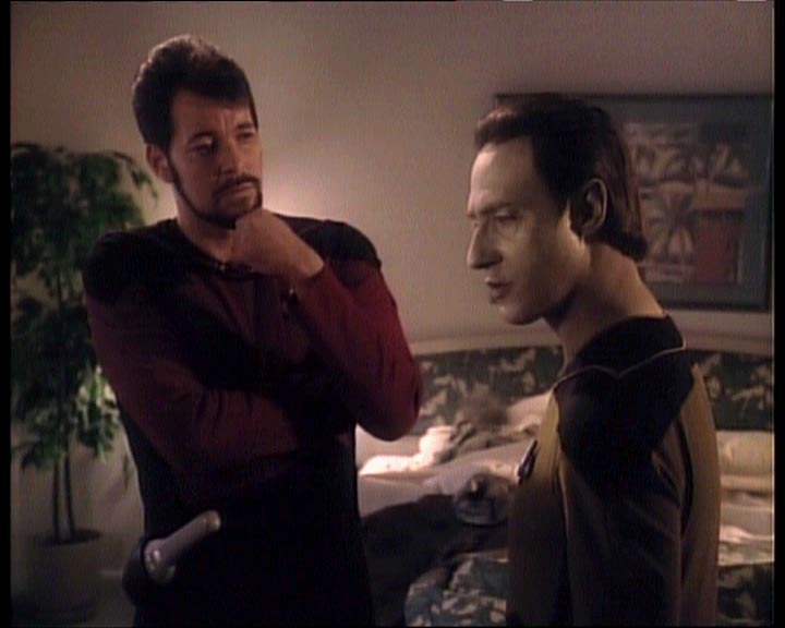 Star Trek Bilder - The Next Generation - Hotel Royale