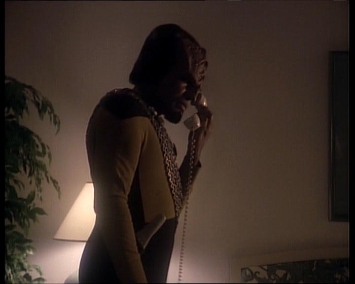 Star Trek Bilder - The Next Generation - Hotel Royale