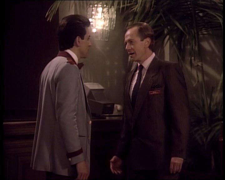 Star Trek Bilder - The Next Generation - Hotel Royale