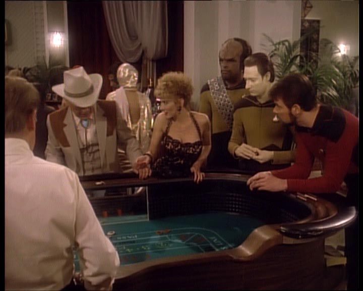 Star Trek Bilder - The Next Generation - Hotel Royale