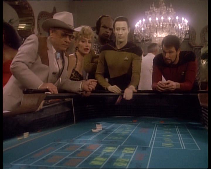 Star Trek Bilder - The Next Generation - Hotel Royale