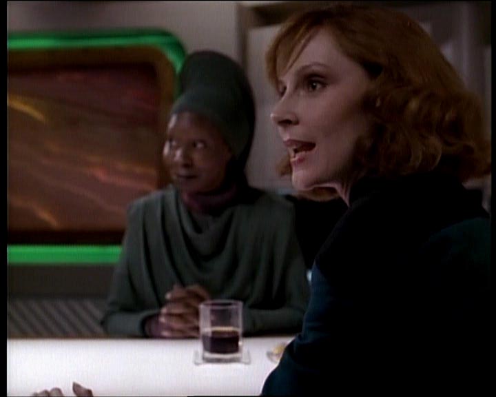 Star Trek Bilder - The Next Generation - Die Macht der Naniten