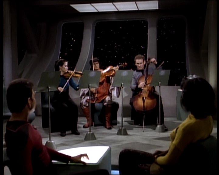 Star Trek Bilder - The Next Generation - Die Macht der Paragraphen