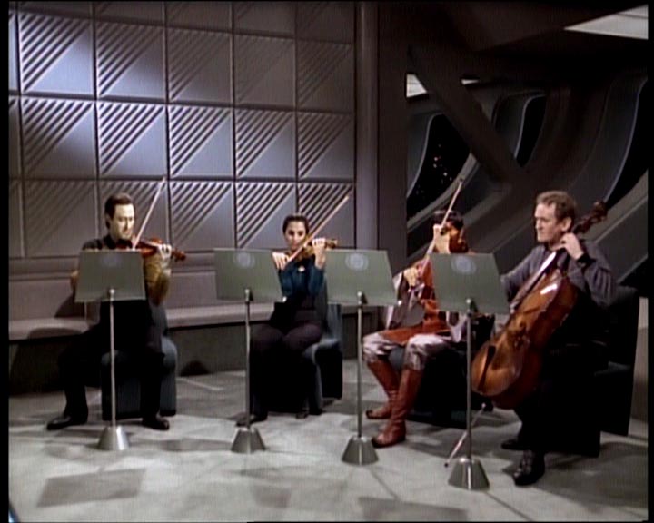 Star Trek Bilder - The Next Generation - Die Macht der Paragraphen