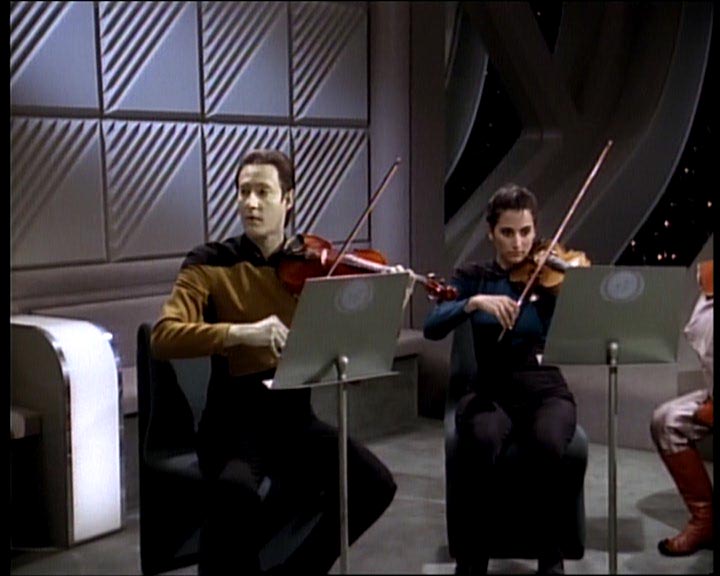 Star Trek Bilder - The Next Generation - Die Macht der Paragraphen