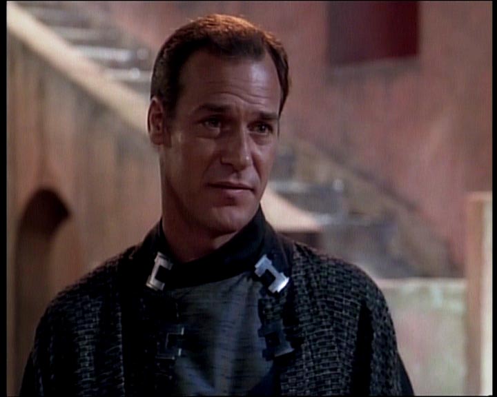 Star Trek Bilder - The Next Generation - Die Macht der Paragraphen