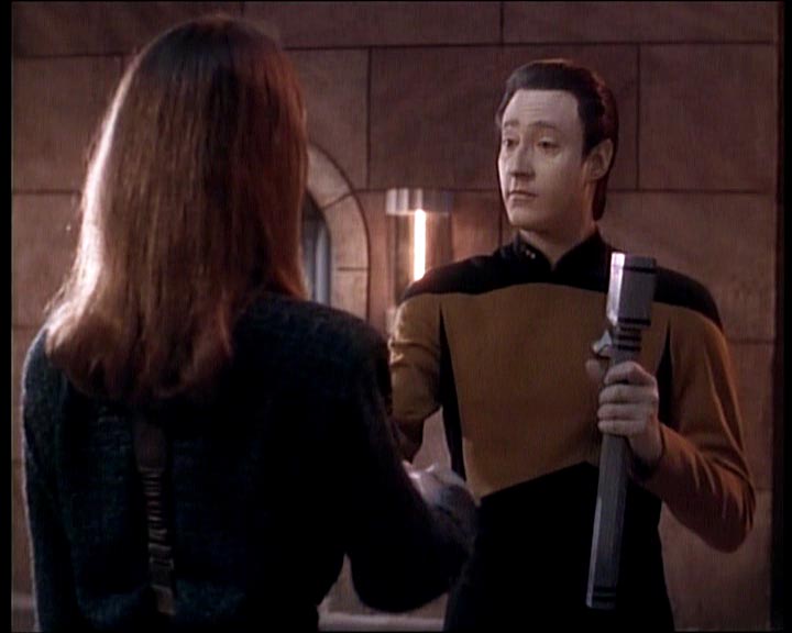 Star Trek Bilder - The Next Generation - Die Macht der Paragraphen