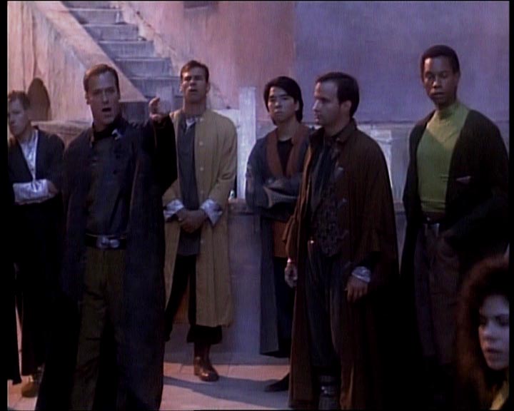 Star Trek Bilder - The Next Generation - Die Macht der Paragraphen