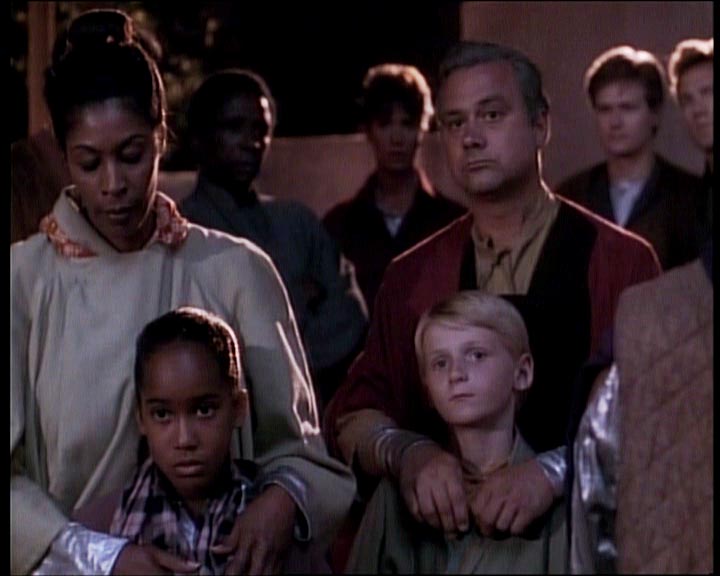 Star Trek Bilder - The Next Generation - Die Macht der Paragraphen
