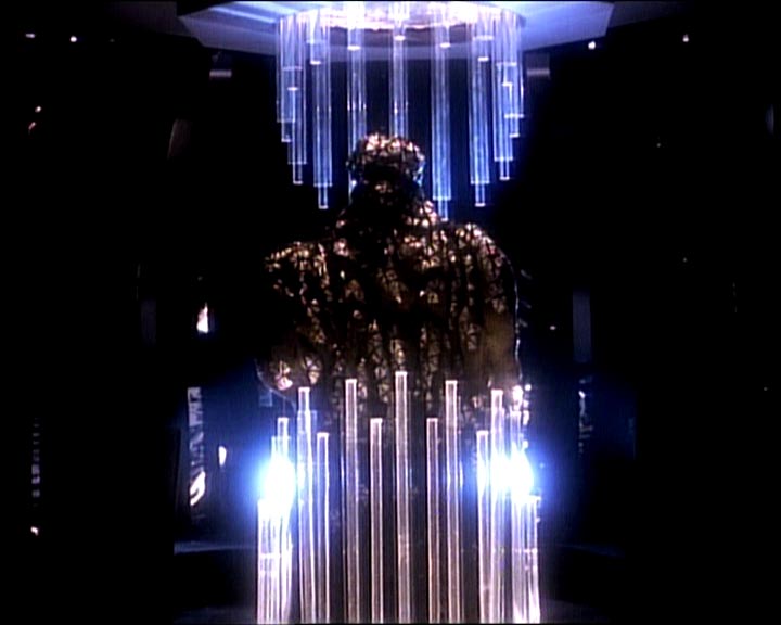 Star Trek Bilder - The Next Generation - Die Macht der Paragraphen