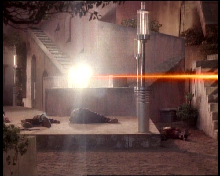 Star Trek Bilder - The Next Generation - Die Macht der Paragraphen