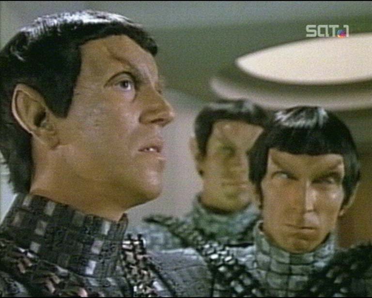 Star Trek Bilder - The Next Generation - Verräterische Signale