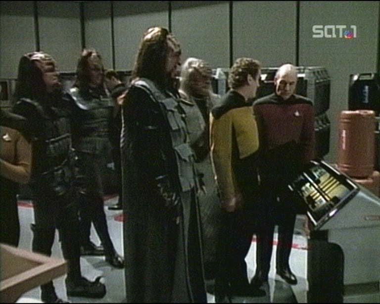 Star Trek Bilder - The Next Generation - Verräterische Signale