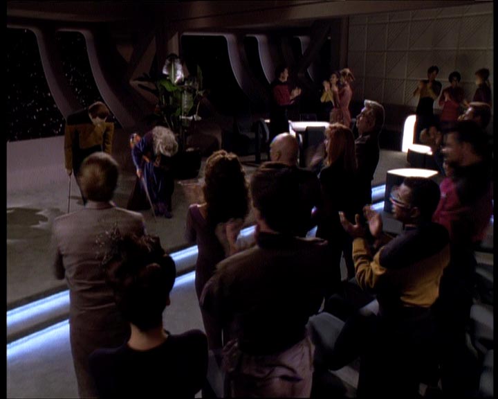 Star Trek Bilder - The Next Generation - Soongs Vermächtnis