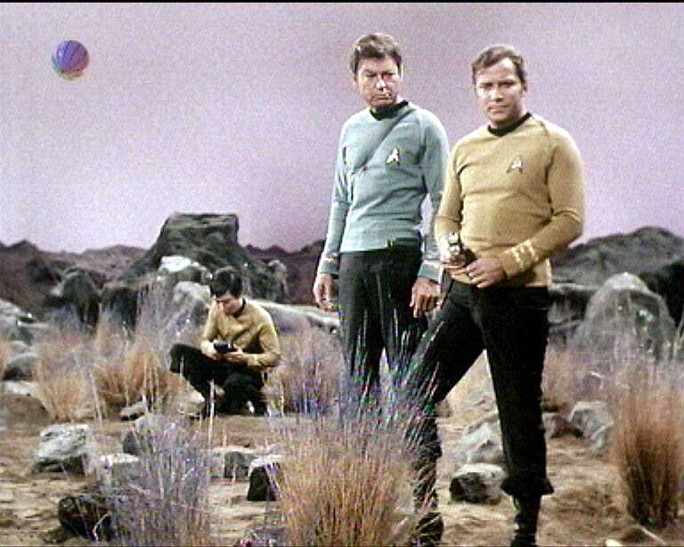 Star Trek Bilder - The Original Series - Raumschiff Enterprise - Gefährliche Planetengirls