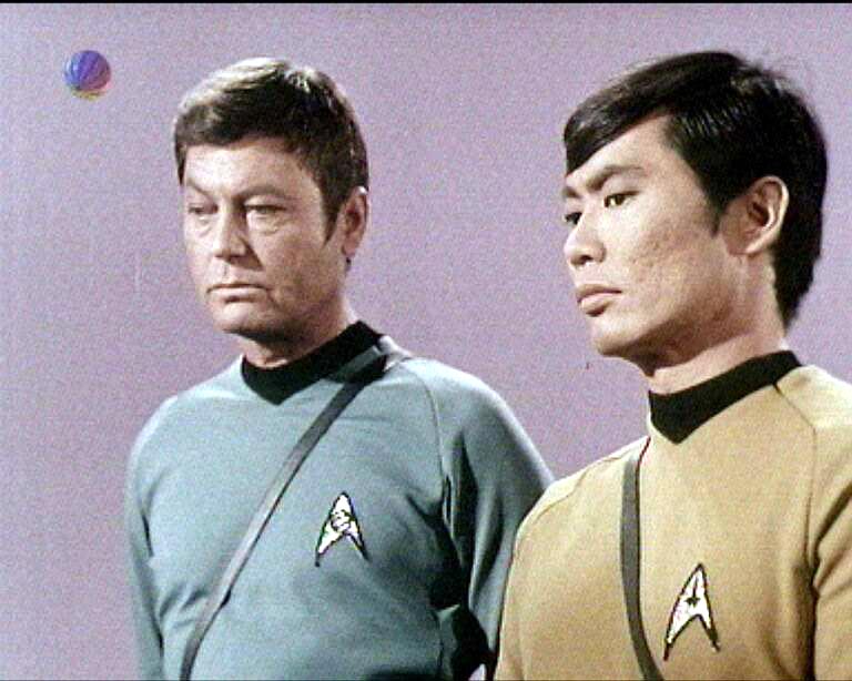 Star Trek Bilder - The Original Series - Raumschiff Enterprise - Gefährliche Planetengirls