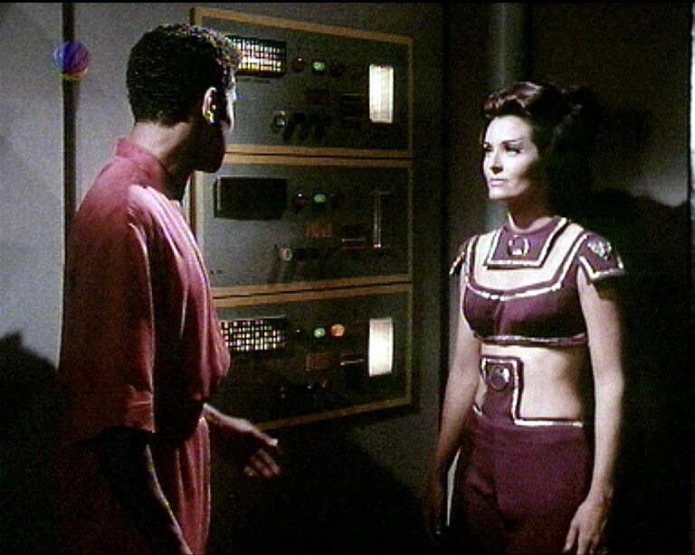Star Trek Bilder - The Original Series - Raumschiff Enterprise - Gefährliche Planetengirls