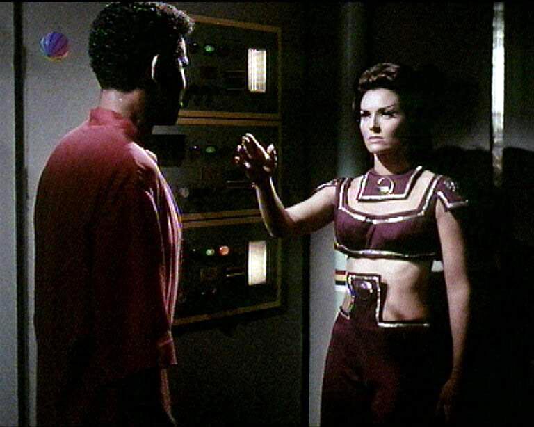 Star Trek Bilder - The Original Series - Raumschiff Enterprise - Gefährliche Planetengirls