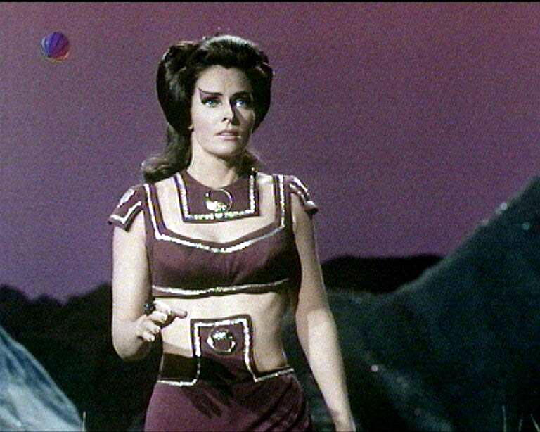 Star Trek Bilder - The Original Series - Raumschiff Enterprise - Gefährliche Planetengirls