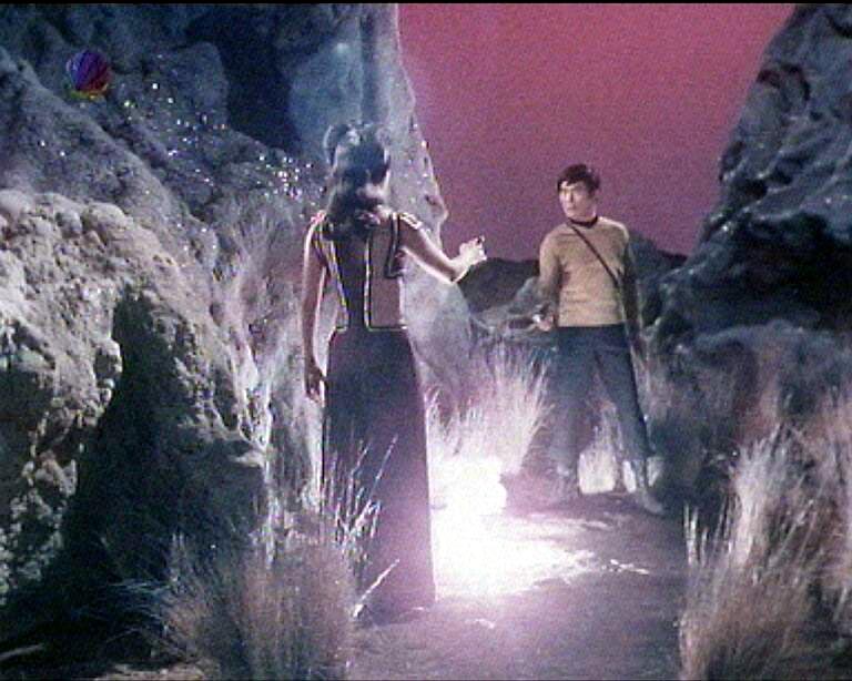Star Trek Bilder - The Original Series - Raumschiff Enterprise - Gefährliche Planetengirls