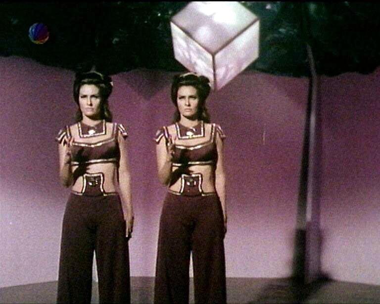 Star Trek Bilder - The Original Series - Raumschiff Enterprise - Gefährliche Planetengirls