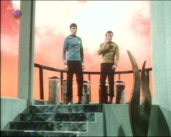 Star Trek Bilder - The Original Series - Raumschiff Enterprise - Die Wolkenstadt