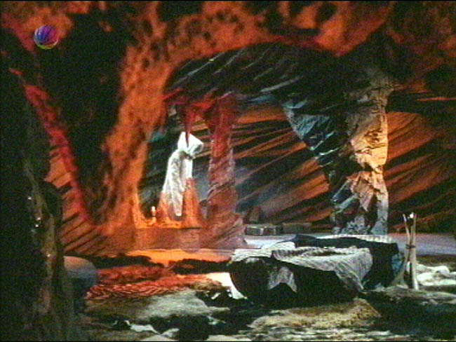 Star Trek Bilder - The Original Series - Raumschiff Enterprise - Portal in die Vergangenheit