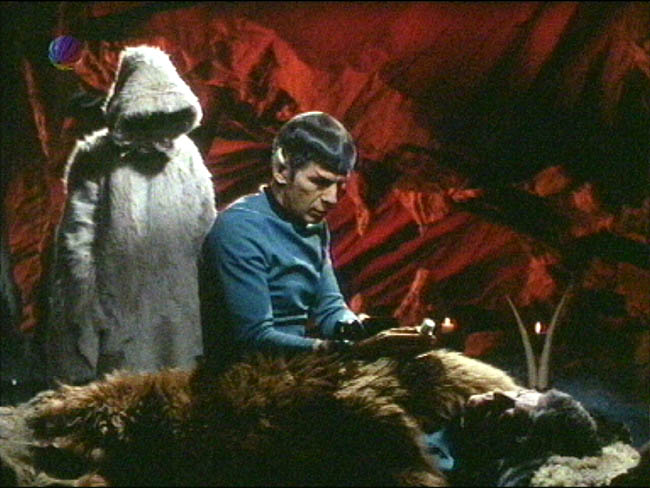 Star Trek Bilder - The Original Series - Raumschiff Enterprise - Portal in die Vergangenheit