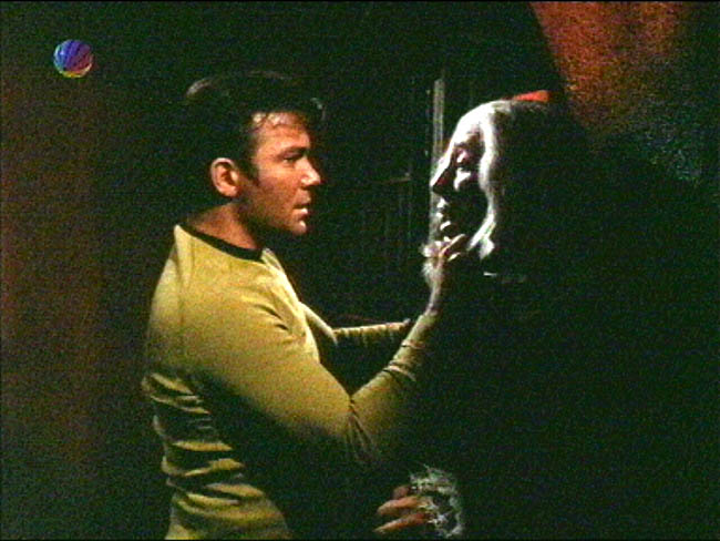 Star Trek Bilder - The Original Series - Raumschiff Enterprise - Portal in die Vergangenheit