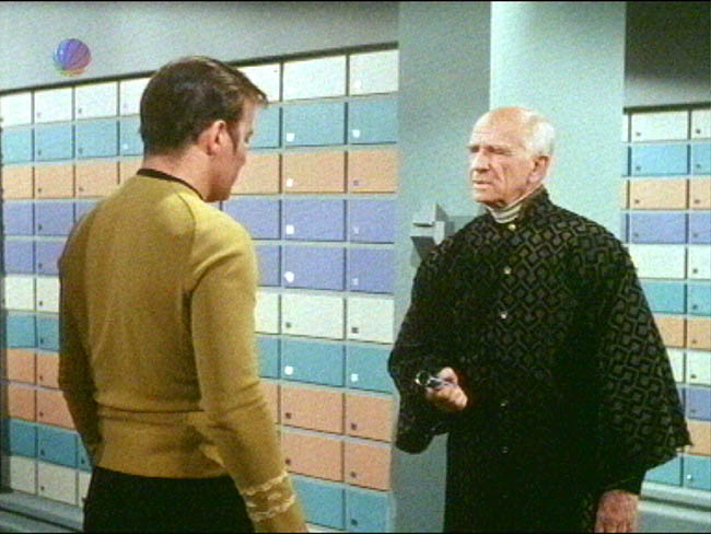 Star Trek Bilder - The Original Series - Raumschiff Enterprise - Portal in die Vergangenheit
