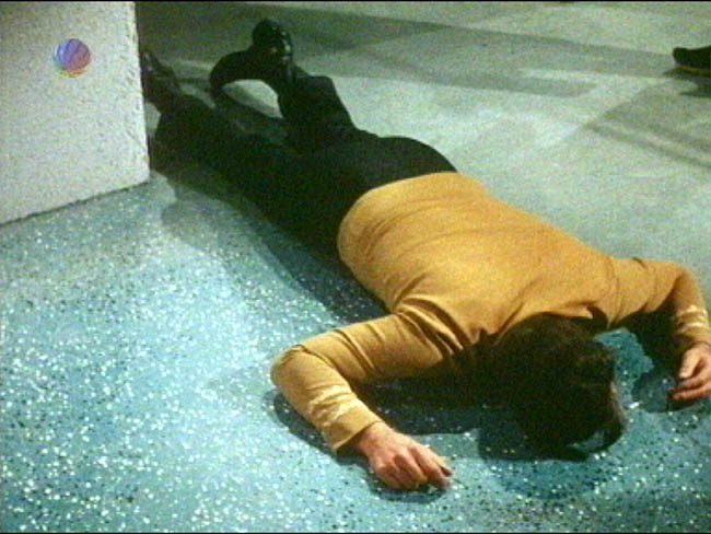 Star Trek Bilder - The Original Series - Raumschiff Enterprise - Portal in die Vergangenheit