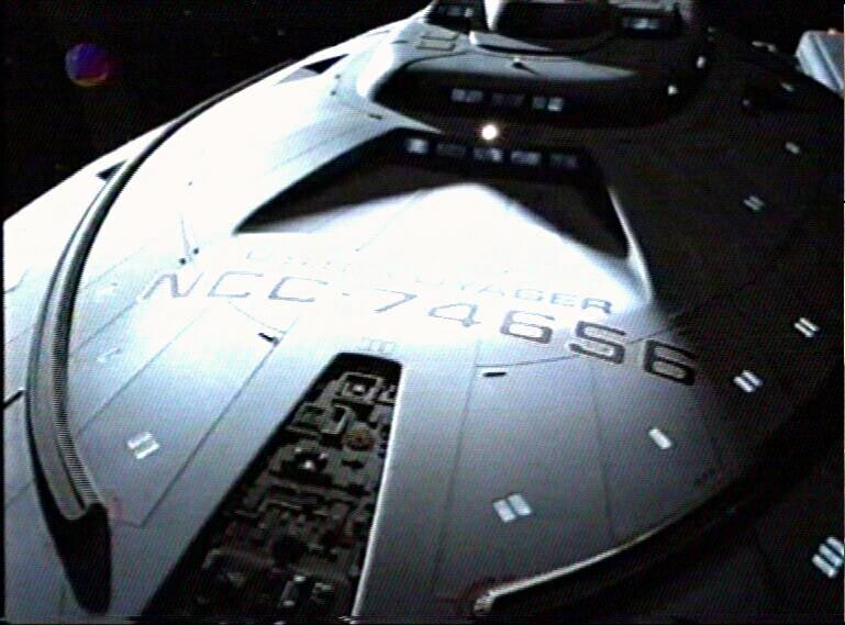 Star Trek Bilder - Voyager - Der Fürsorger