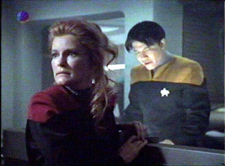 Star Trek Bilder - Voyager - Der Fürsorger