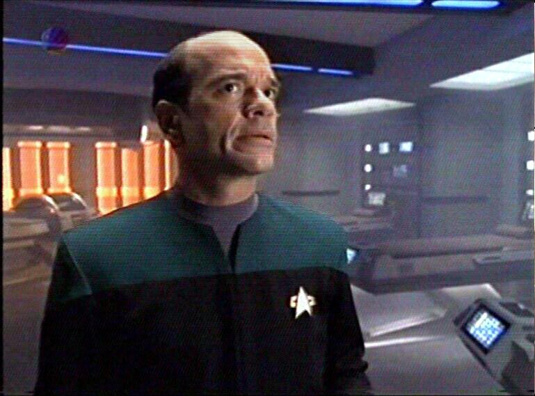 Star Trek Bilder - Voyager - Der Fürsorger