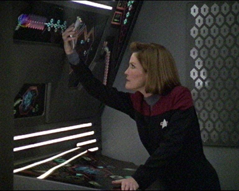 Star Trek Bilder - Voyager - Die Denkfabrik
