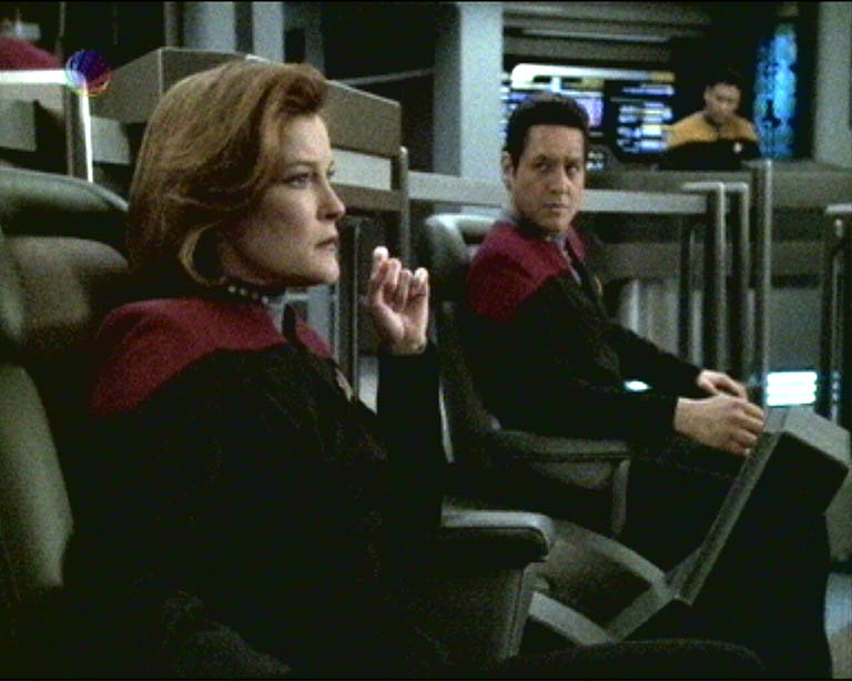Star Trek Bilder - Voyager - Verheerende Gewalt