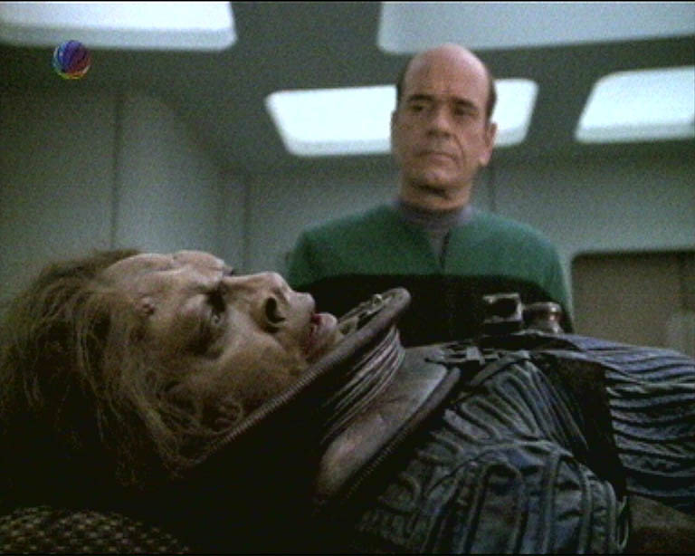 Star Trek Bilder - Voyager - Verheerende Gewalt