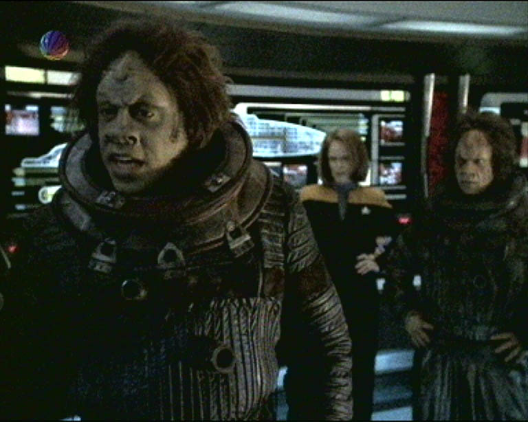 Star Trek Bilder - Voyager - Verheerende Gewalt