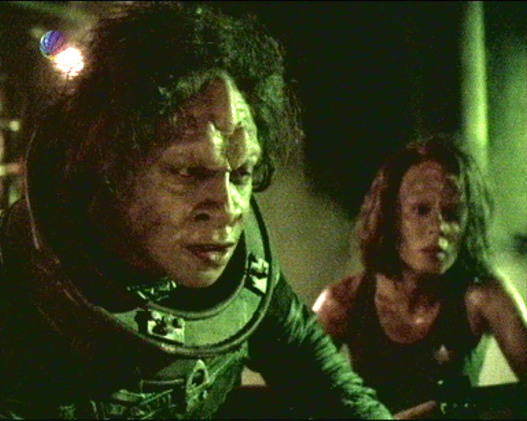 Star Trek Bilder - Voyager - Verheerende Gewalt