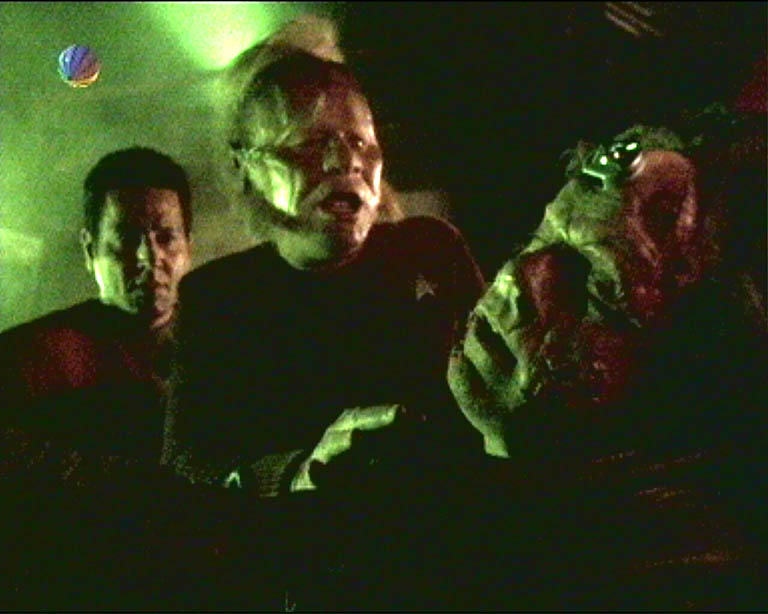 Star Trek Bilder - Voyager - Verheerende Gewalt