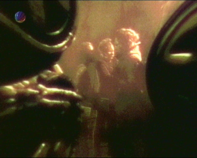 Star Trek Bilder - Voyager - Verheerende Gewalt